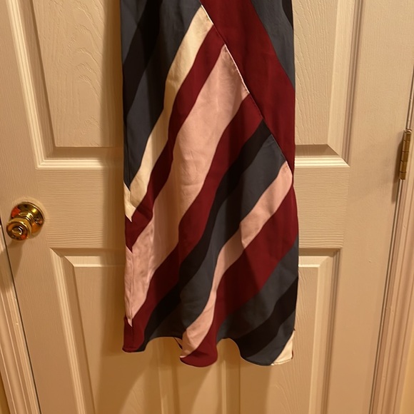 Ann Taylor size 4 stripe winter color dress - Picture 4 of 5